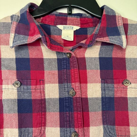 DULUTH TRADING CO woman's size medium M 100% cotton plaid flannel top shirt - Picture 2 of 12